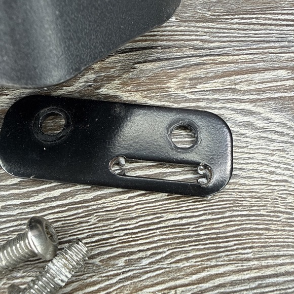 E RIDE PRO Battery Cover E7081 Broken Latch - Picture 3 of 9